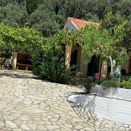 Holiday home Yard Family Sidari Corfu Antipernoi