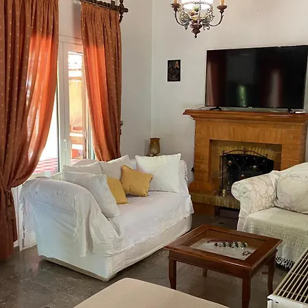 Yard Family Sidari Corfu Holiday home